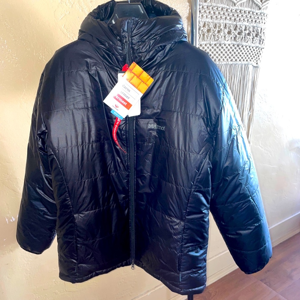 *BRAND NEW MARMOT PUFFER JACKET*